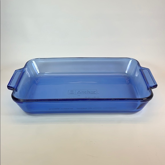 anchor hocking Other - Anchor Hocking 3 quart baking pan cobalt blue